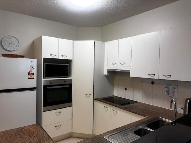 Kings Row Apartments Caloundra Exterior foto